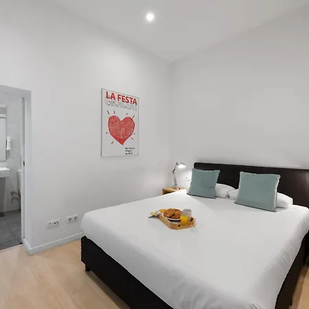 Ab Gran De Gracia 아파트 *